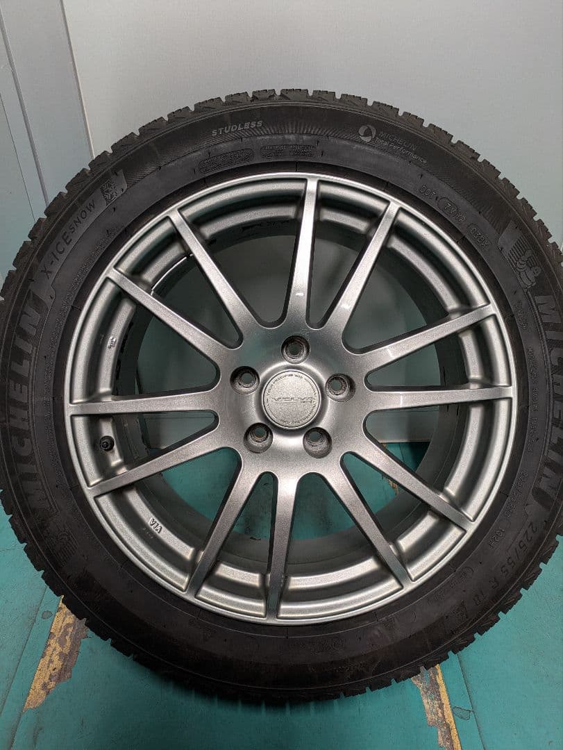 225/55R18　スタッドレスタイヤ　4本目