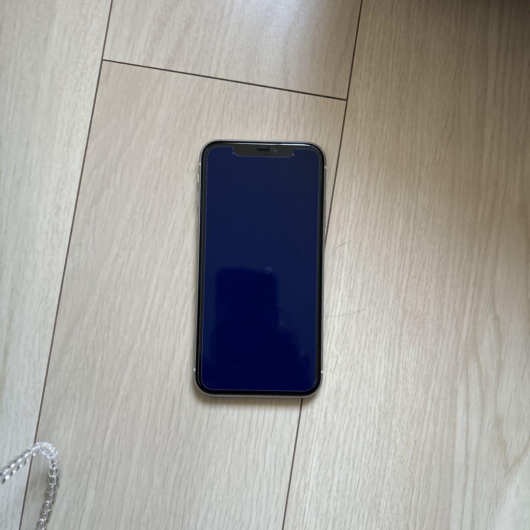 iPhone 11 ホワイト 256 GB Softbank