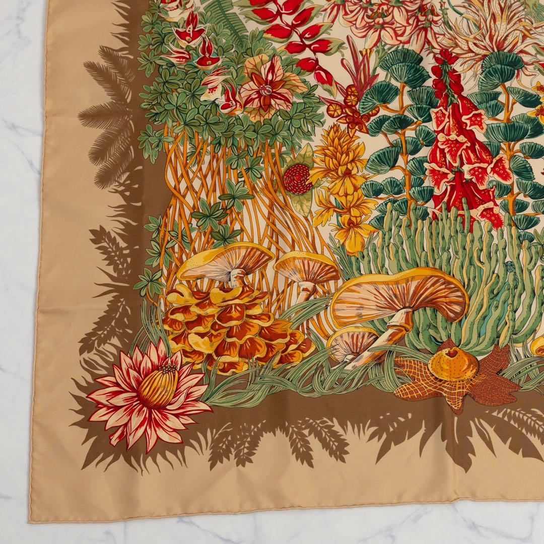 HERMES エルメス スカーフ カレ90 無人島 花柄 キノコ 新品 未使用