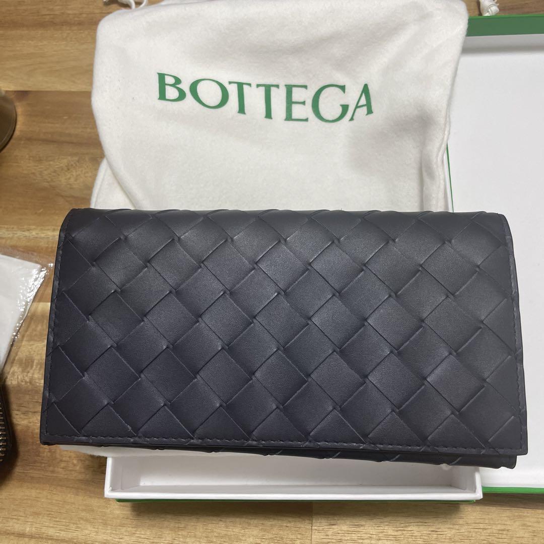 ボッテガヴェネタ　長財布【限定色］