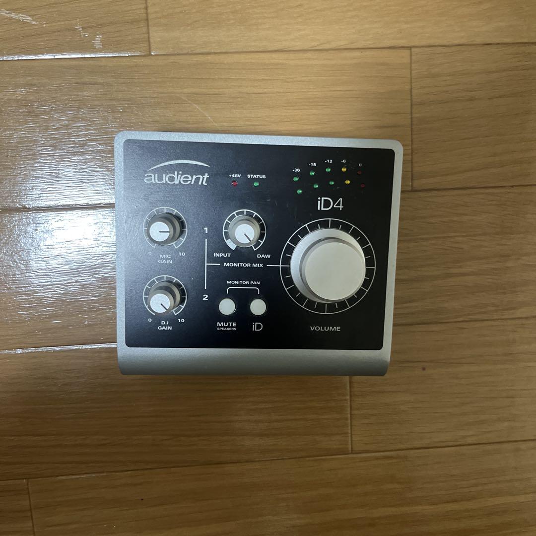 audient iD4 オーディオインターフェイス