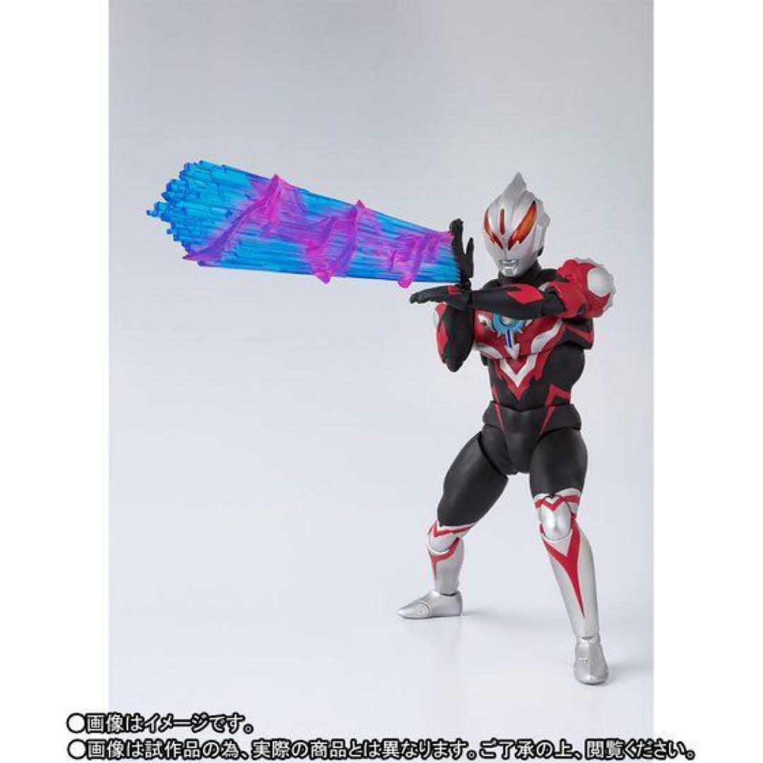 新品未開封　S.H.Figuarts ウルトラマンオーブ サンダーブレスター