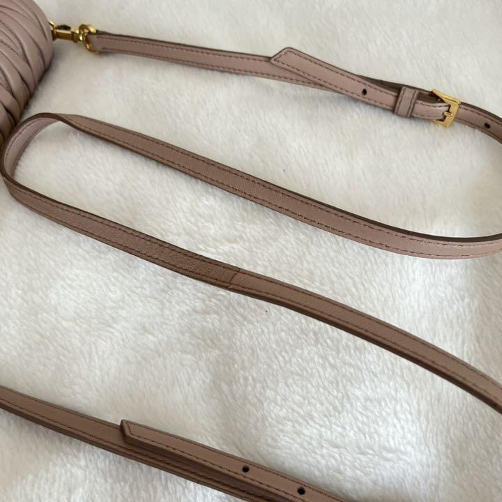 HOT定番 MIU ショルダーバッグ ベージュピンク 9a2pO-m72273812302 MIU マテラッセ 正規品安い