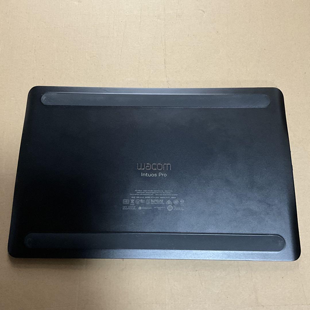 液タブ・ペンタブ wacom intus Pro Medium PTH-660/K0