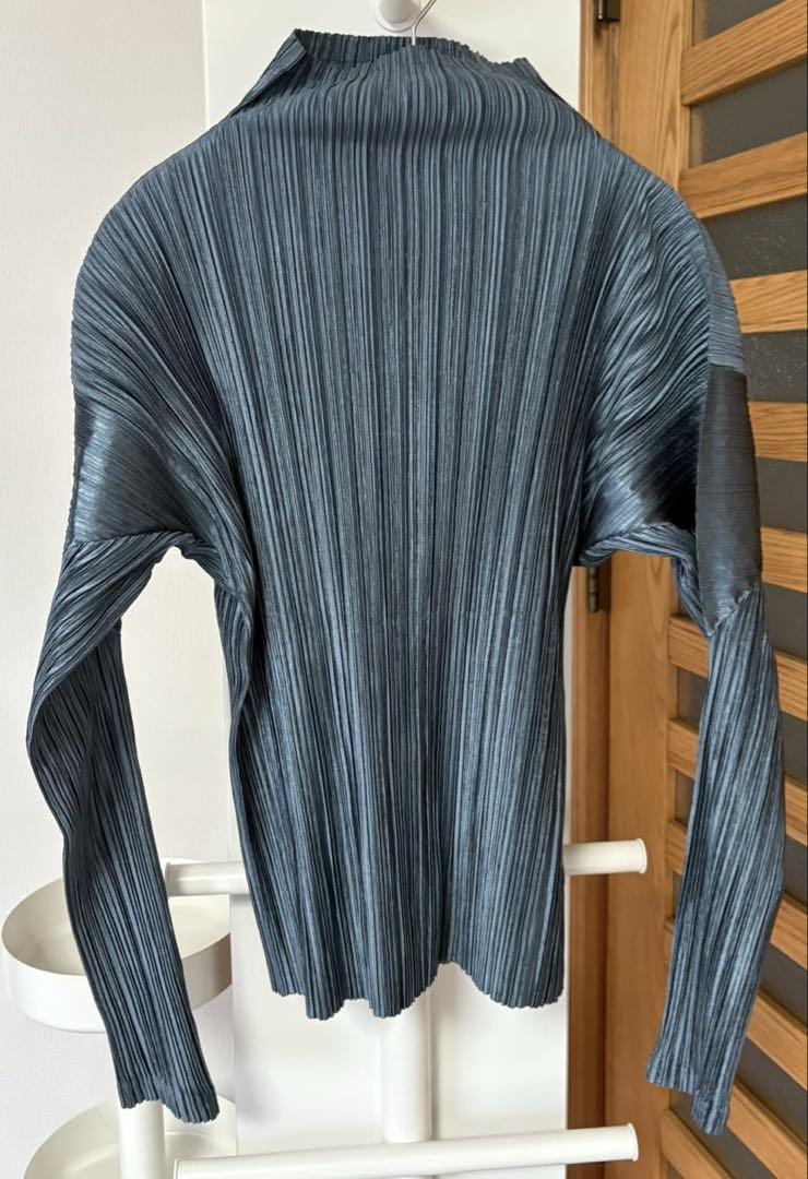 レア　希少　issey miyake イッセイミヤケ　タートルネック　プリーツ