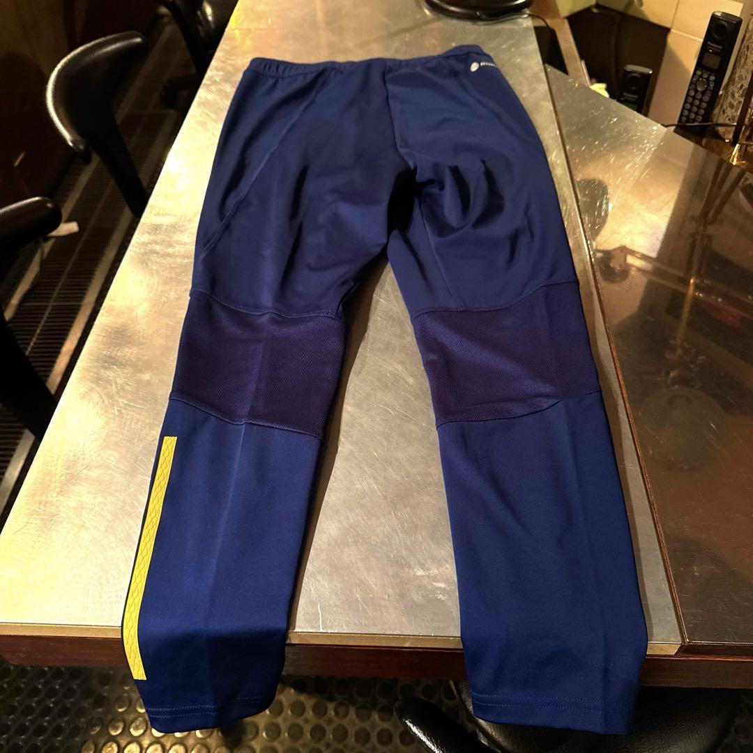 スペイン代表　パンツM 新品