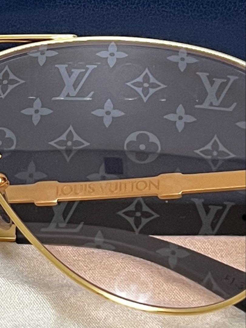 Louis Vuitton パイロットサングラス ピンクレンズ
