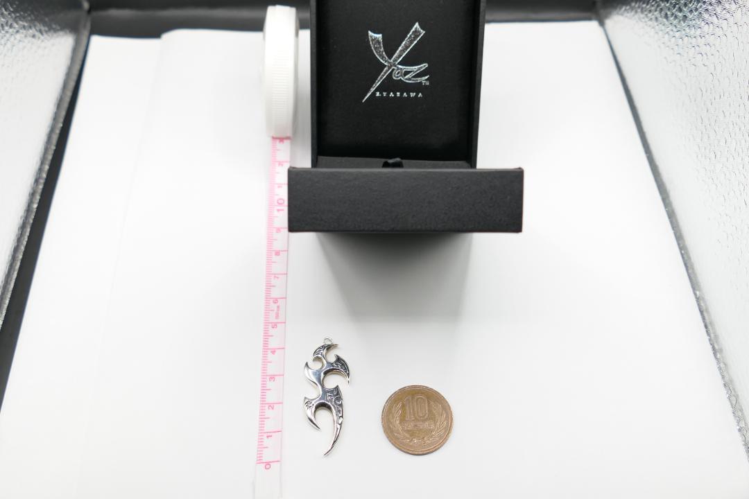 未使用　矢沢永吉　ネックレス　トップ　トライバル　E.YAZAWA　ペンダント 未使用 矢沢永吉 ネックレス トップ トライバル E.YAZAWA