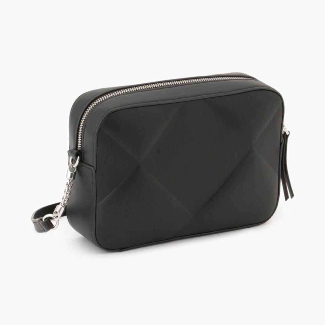 新品未使用！Calvin Klein＊キルトカメラバッグ ブラック
