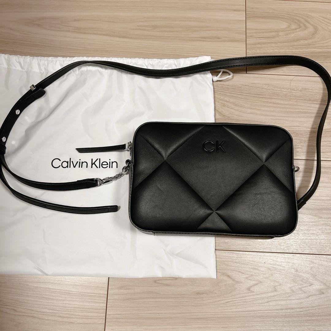新品未使用！Calvin Klein＊キルトカメラバッグ ブラック