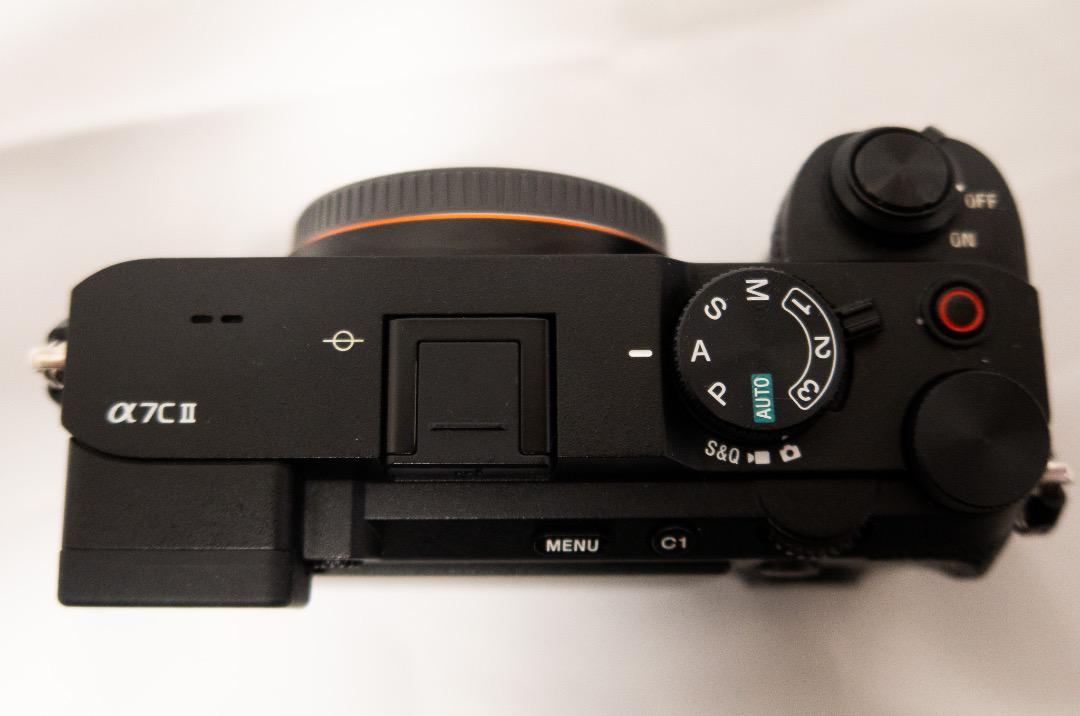 お*ず様 【美品】α7C II ILCE-7CM2 ボディ　ミラーレスカメラ　ブ