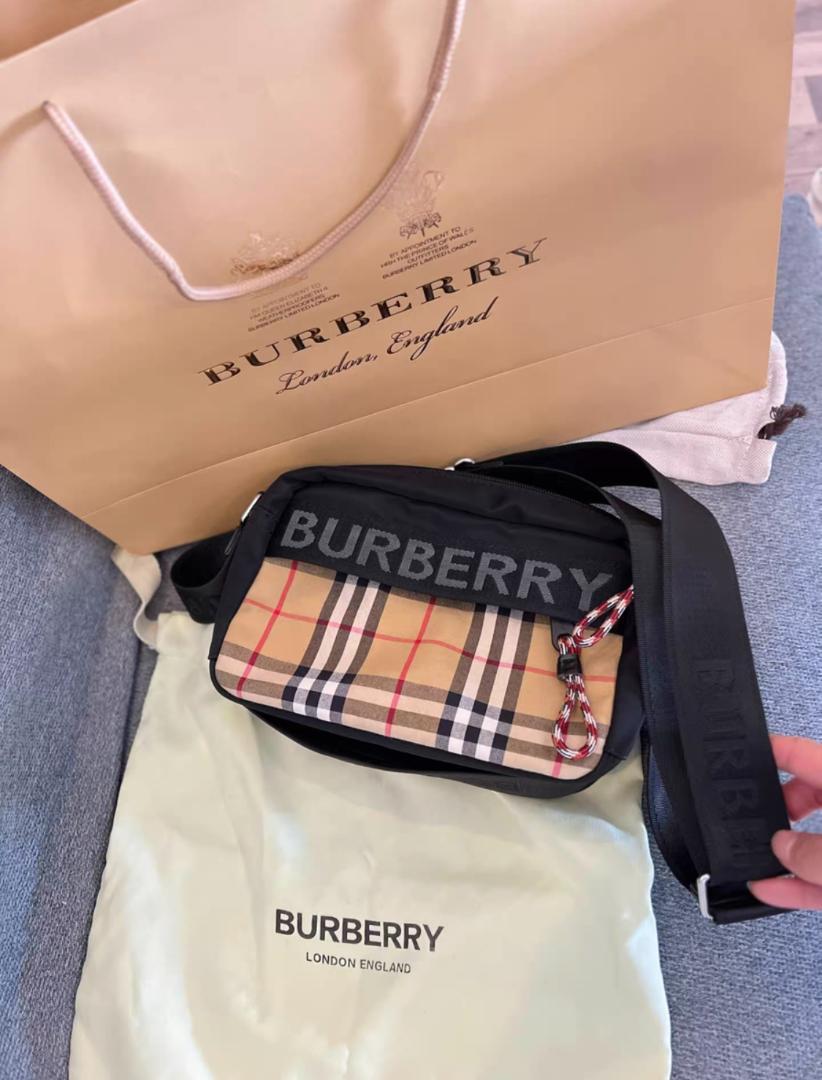 Burberry チェック柄 ショルダーバッグ
