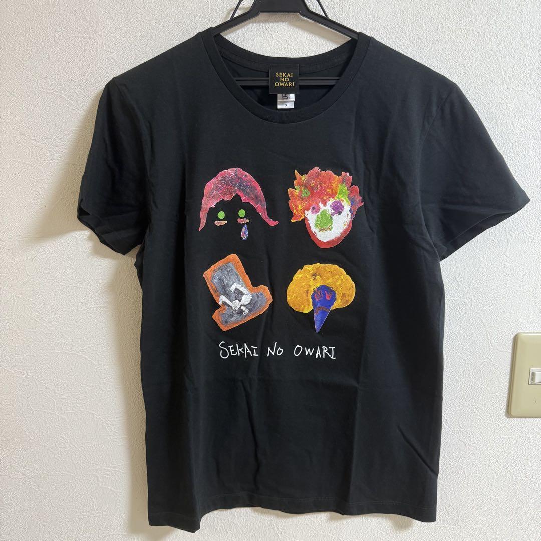 セカオワ　炎と森のカーニバルグッズ Amazon.co.jp: SEKAI NO OWARI 炎と森のカーニバル LIVEグッズ