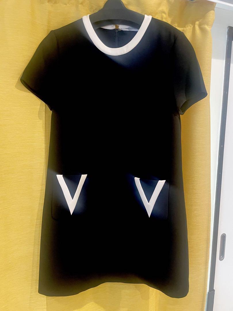 はるあこ様専用☆VALENTINO ブラック ワンピース ひざ丈 40