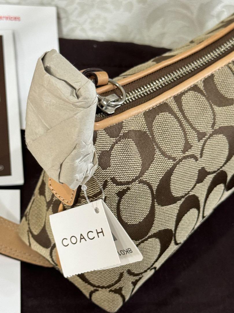 COACH コーチ ワンショルダーバッグ シグネチャー柄キャンバス×レザ