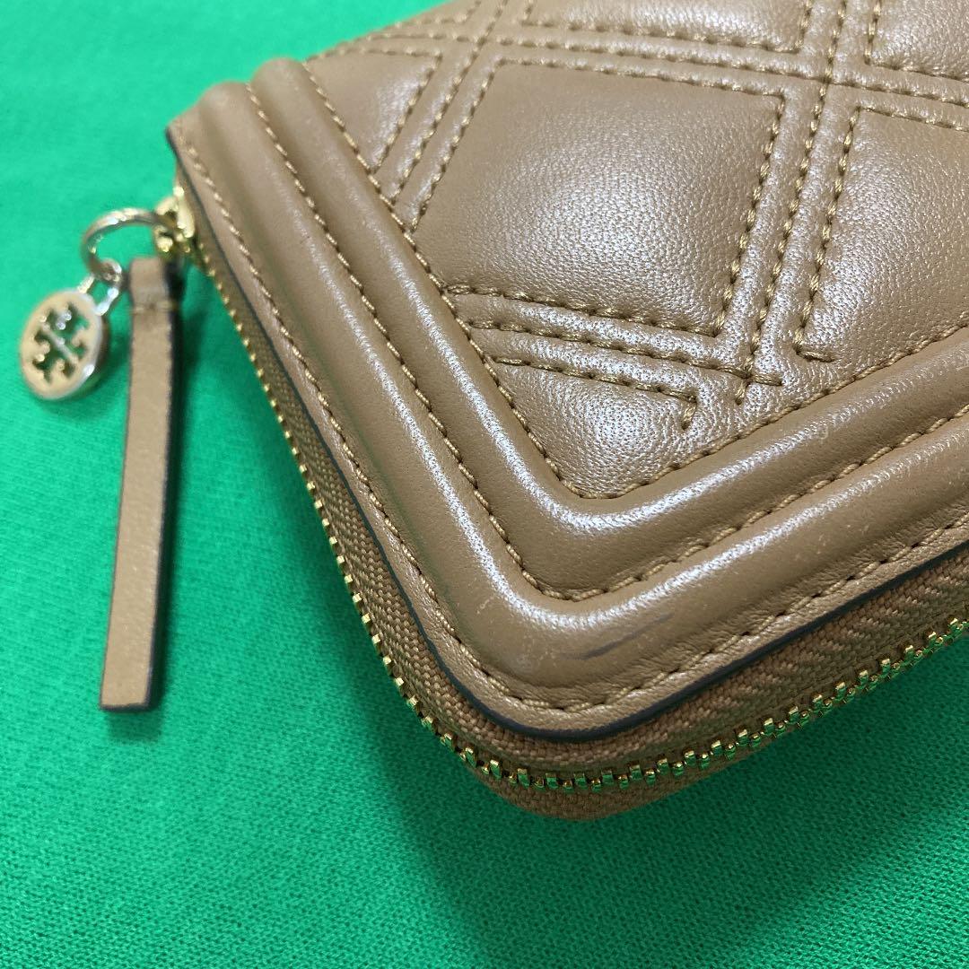 □Tory Burch 人気色 TIRAMIS 羊革