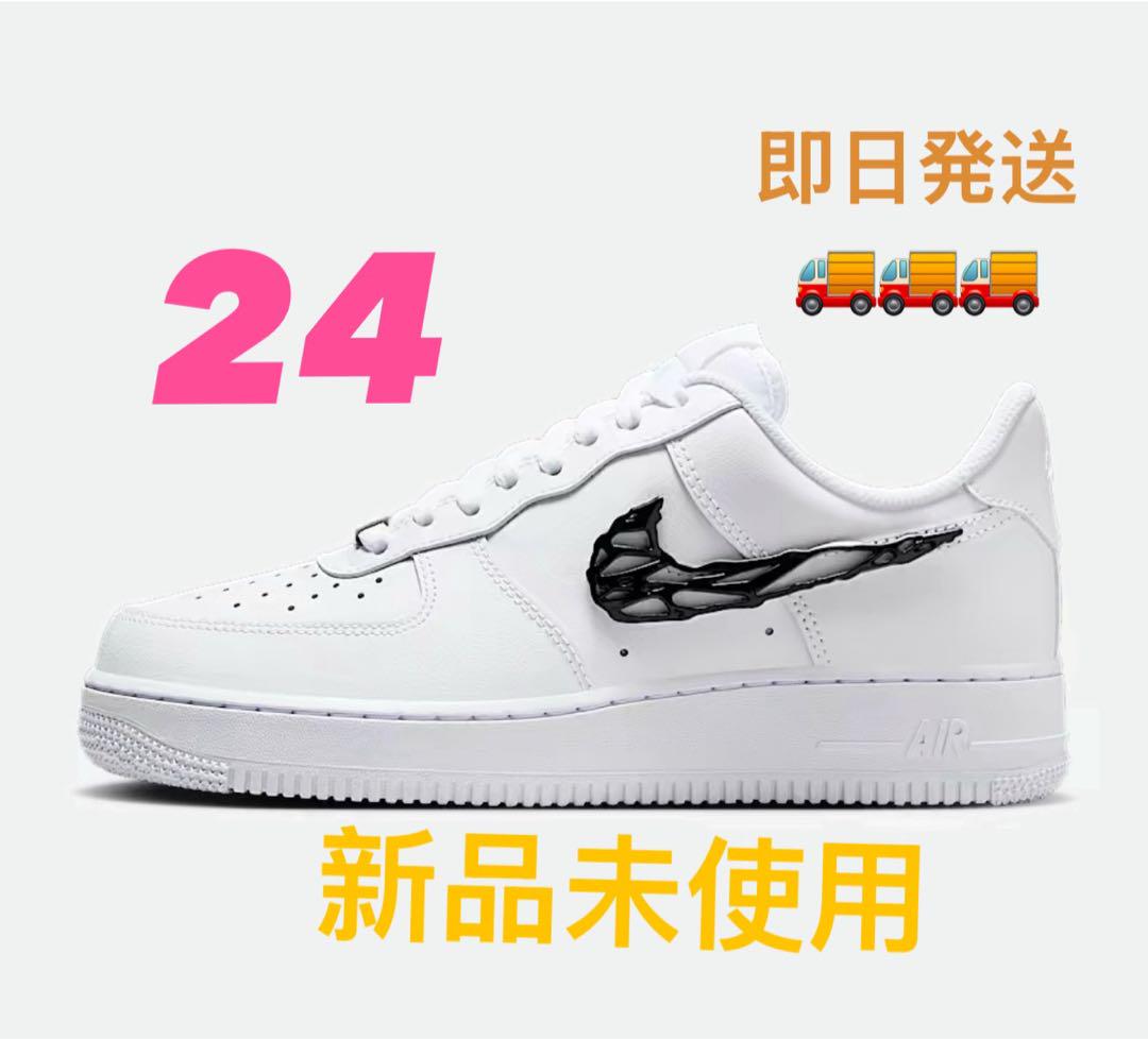 Nike Women\'s Air Force 1 Low \'07 LX