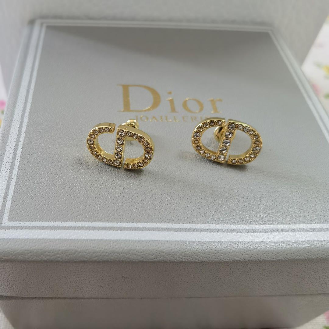 DIOR Petit CD ミニスタッド ピアス ゴールド