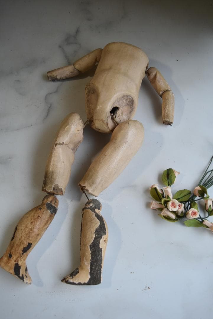 フランスアンティーク　襤褸ビスクドールのボディ　19世紀　ドール