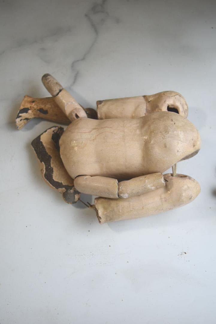 フランスアンティーク　襤褸ビスクドールのボディ　19世紀　ドール