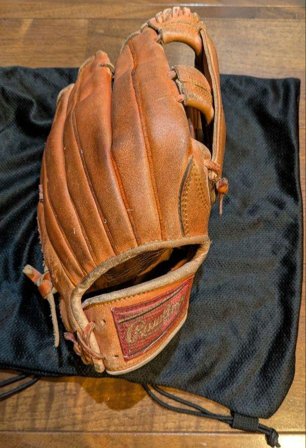 Rawlings EDGE U-CATED HEEL　右投　軟式