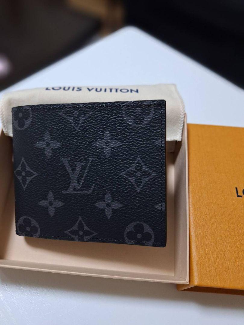 LOUIS VUITTON ブラック 二つ折り財布