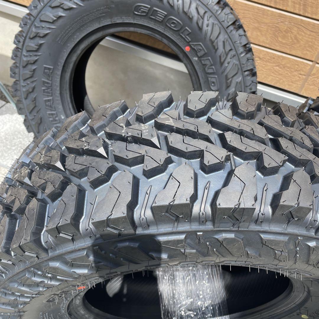 【新品】YOKOHAMA GEOLANDAR 235/75R15 M/T 4本