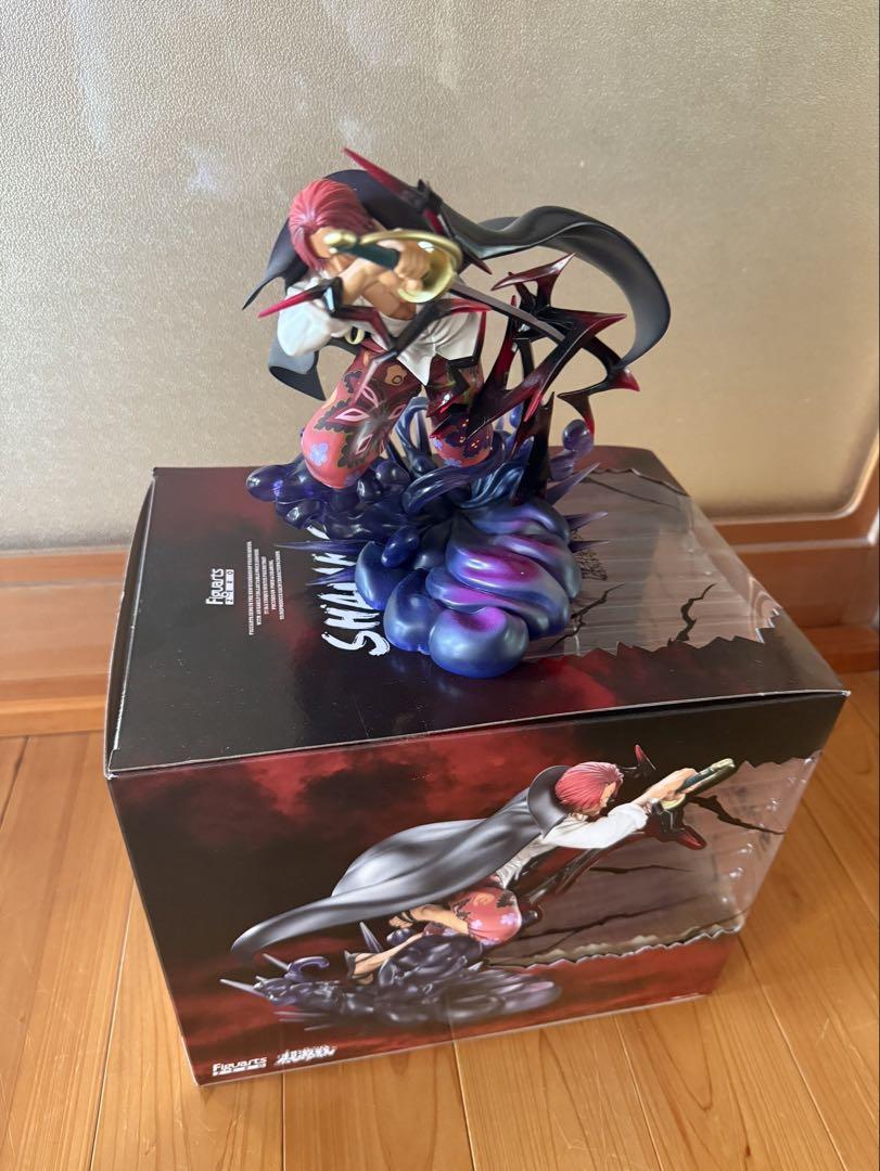 ワンピース フィギュアーツZERO シャンクス 神避
