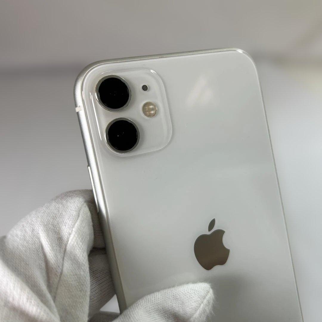 #iy 【中古】Apple iPhone 11 128GB(ホワイト)