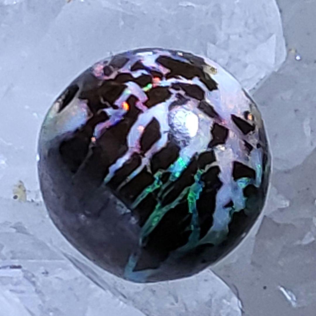 ボルダーオパール