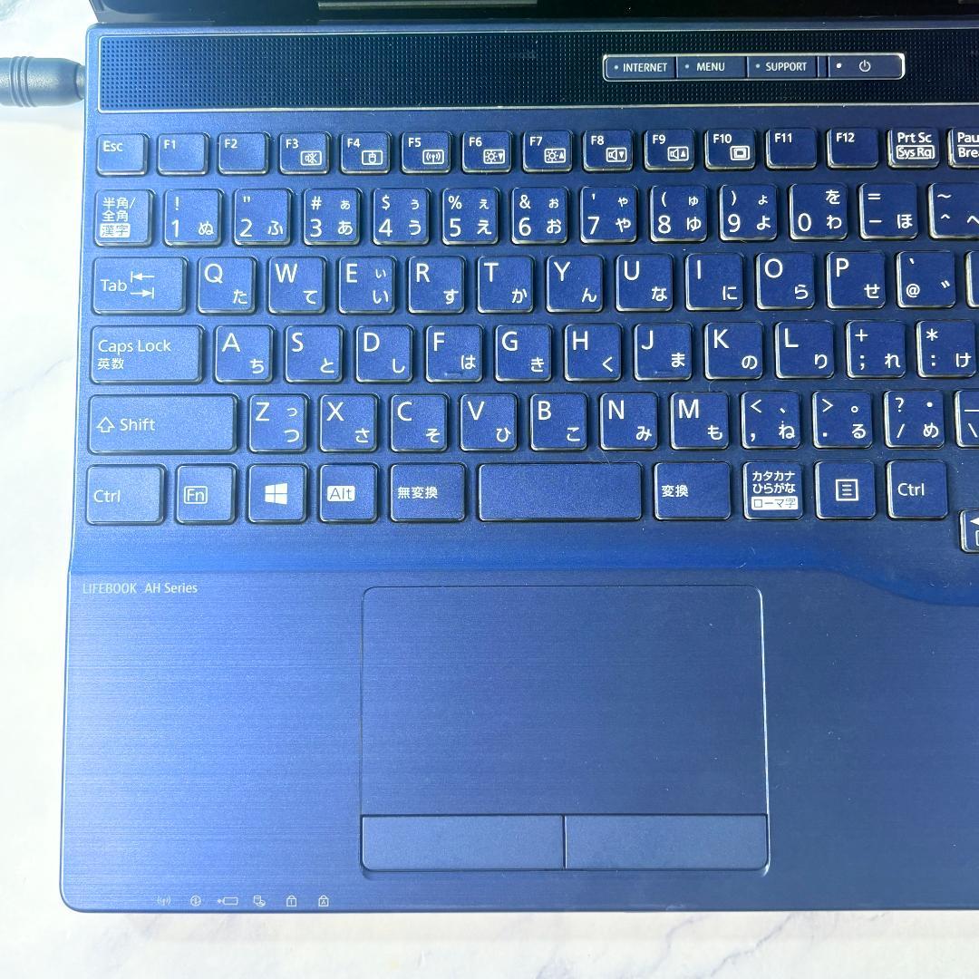 美品！8世代Core i7・16GB・SSD512・DVDマルチ・ノートパソコン