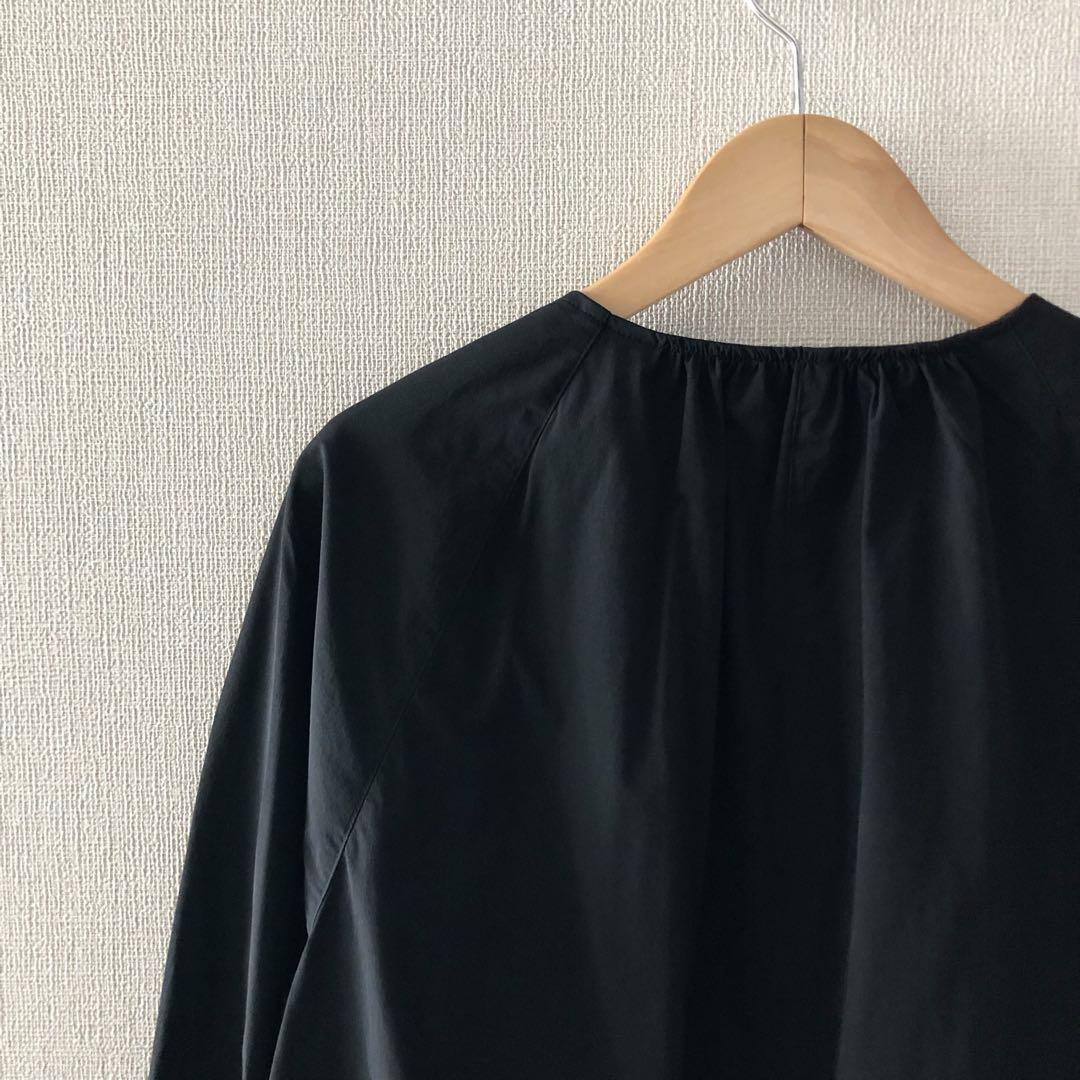 美品！23区 ナイロン2WAYストレッチ ノーカラー ブルゾン ジップアップ 黒