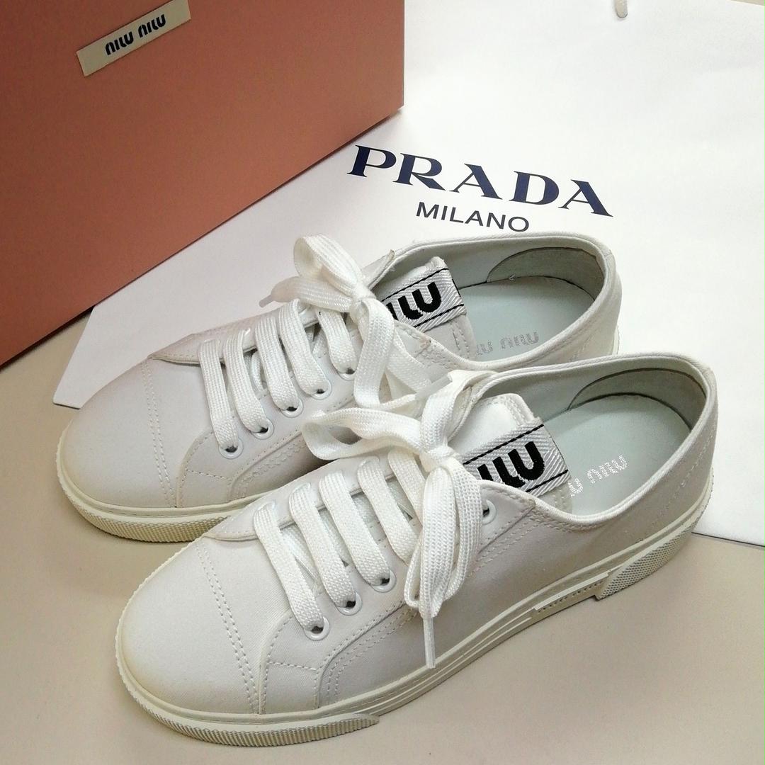 今季一番 miumiu PRADA レザースリッポン フラットシューズ スニーカー rocksdigital.com 今季一番 miumiu PRADA レザースリッポン フラットシューズ スニーカー rocksdigital.com