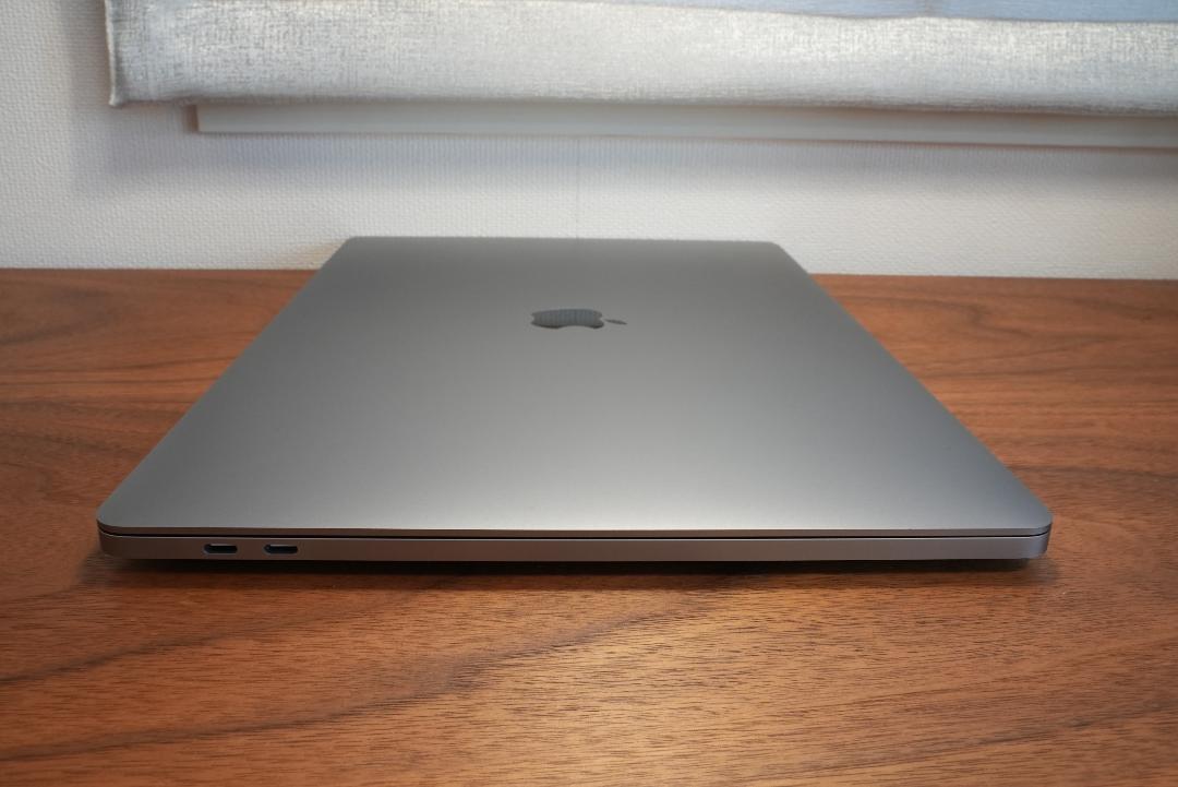 MacBook Pro 16インチ/2019/i7/32GB/1TB
