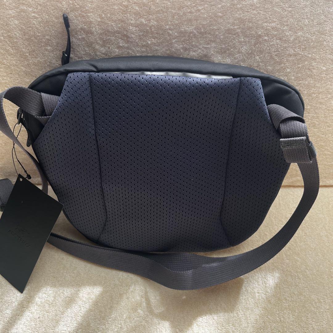 バッグ Mantis2 graphite / Arcteryx