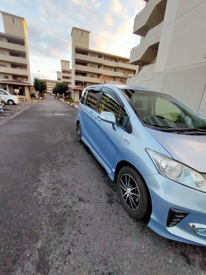 ホンダ フリード HYBRID 7人
