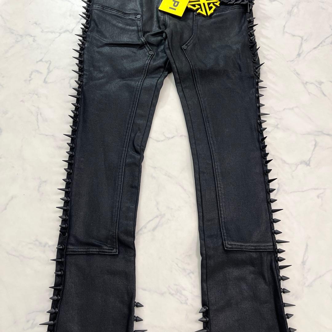 新品 グアピGUAPI スパイクスタッズフレアデニム ヤングパトラ着用 30 新品 グアピGUAPI スパイクスタッズフレアデニム ヤングパトラ着用 30