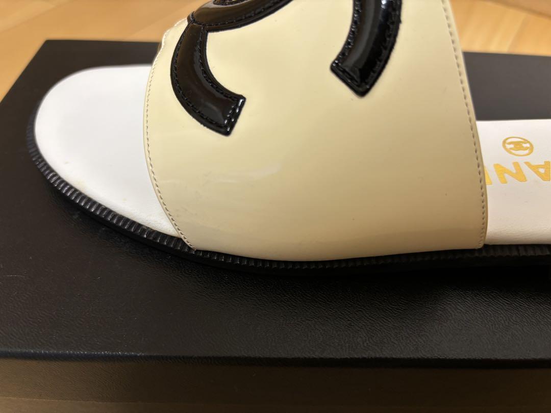 MOMIJI　CHANEL シャネル　エナメル