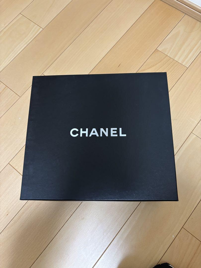 MOMIJI　CHANEL シャネル　エナメル