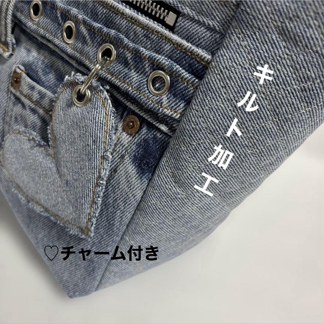 大きめ　デザイントートバッグ　デニムリメイク　ハンドメイドバッグ　トートバッグ