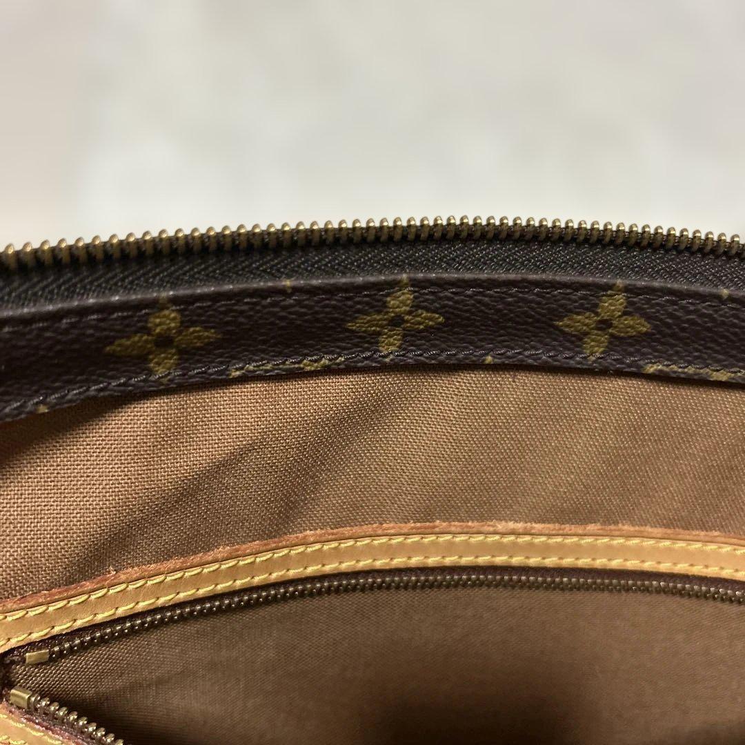 Louis Vuitton モノグラム ガバメゾ