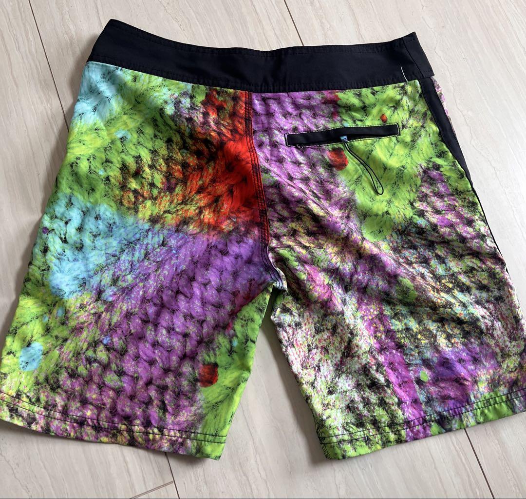 Hurley カラフル水着 28サイズ