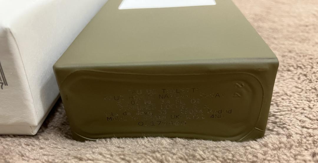 LOEWEロエベ　エセンシア　100ml