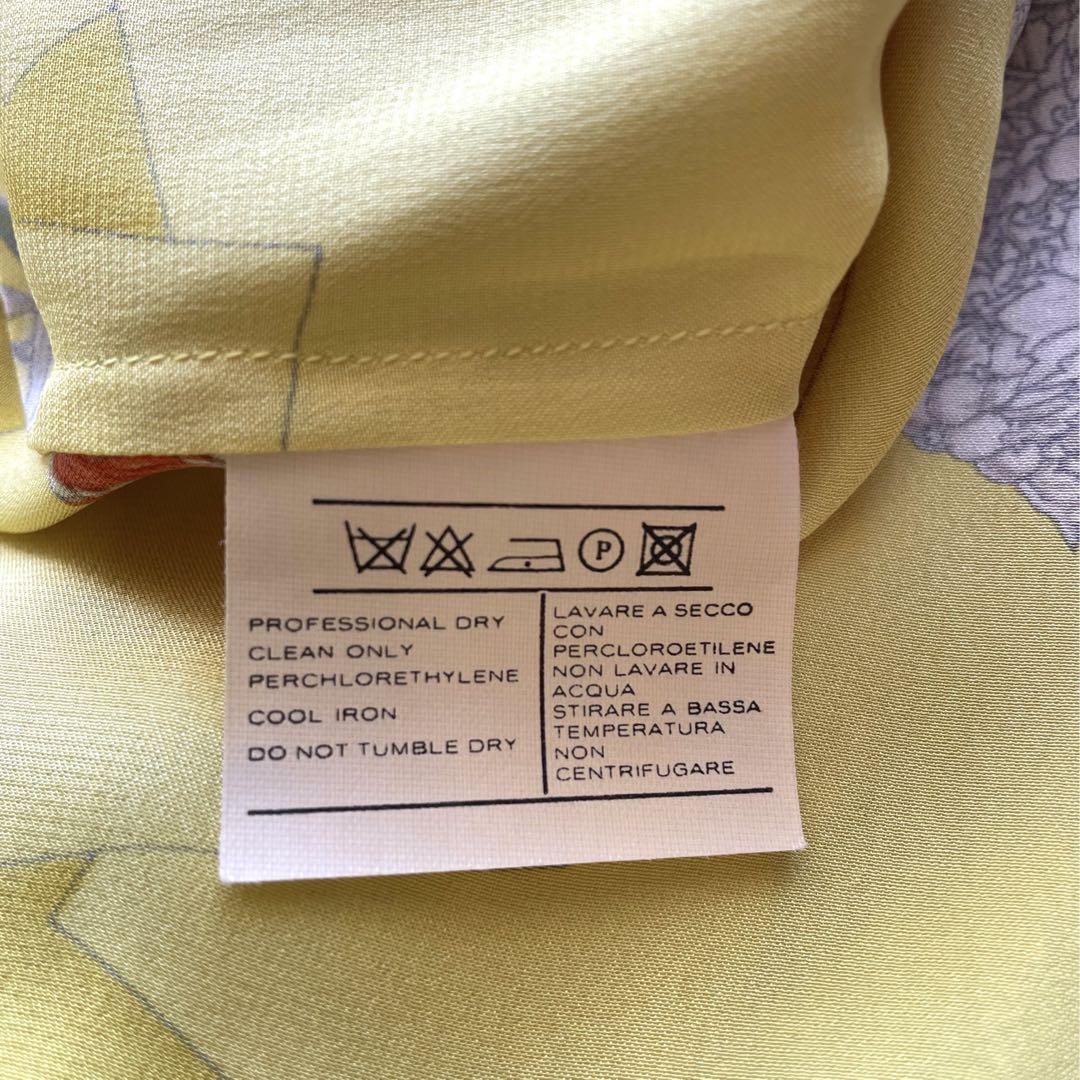 美品】Salvatore Ferragamo シルク100% ブラウス 40 トップス 美品】Salvatore Ferragamo シルク100% ブラウス 40 トップス