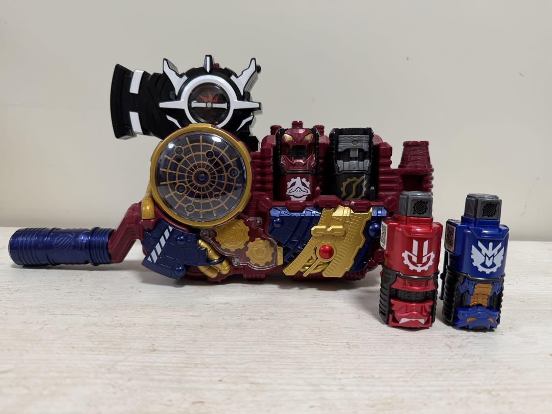 仮面ライダービルドDXエボルドライバー、エボルトリガー、エボルドラゴン、ラビット
