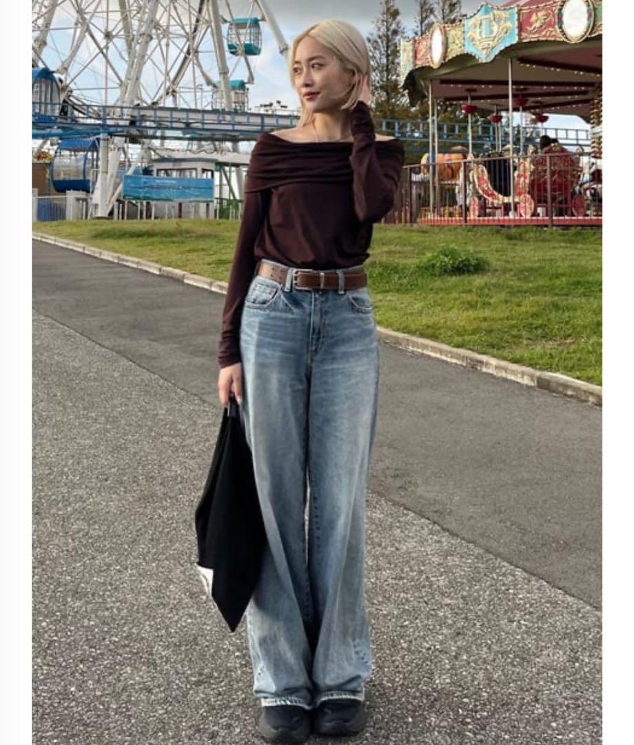 THROW by Sly OFF SHOULDER トップス