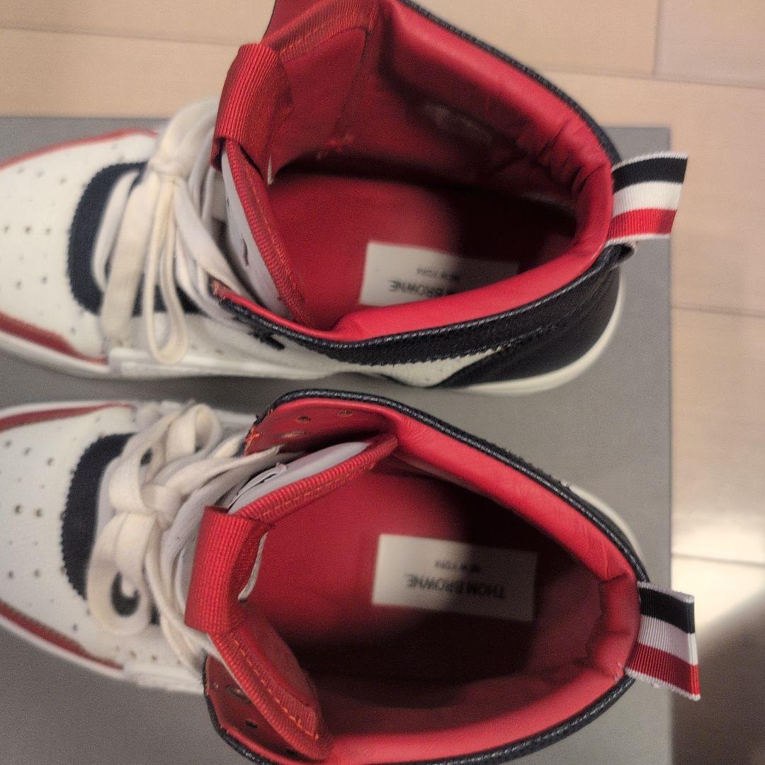 THOM BROWNE ハイカットスニーカー