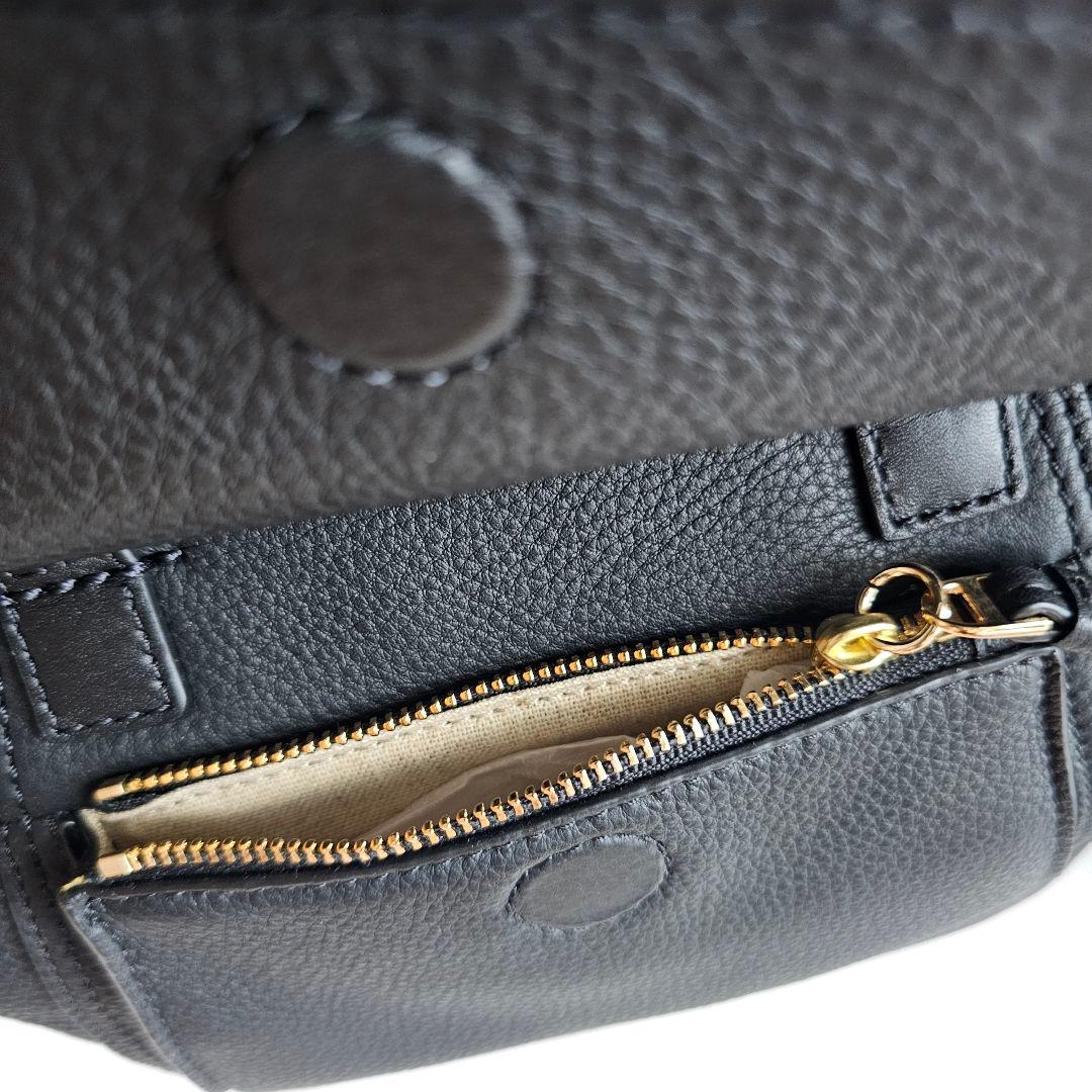 １度のみ使用★Tory Burch トリーバーチ　ミニ　ハーフムーン　黒