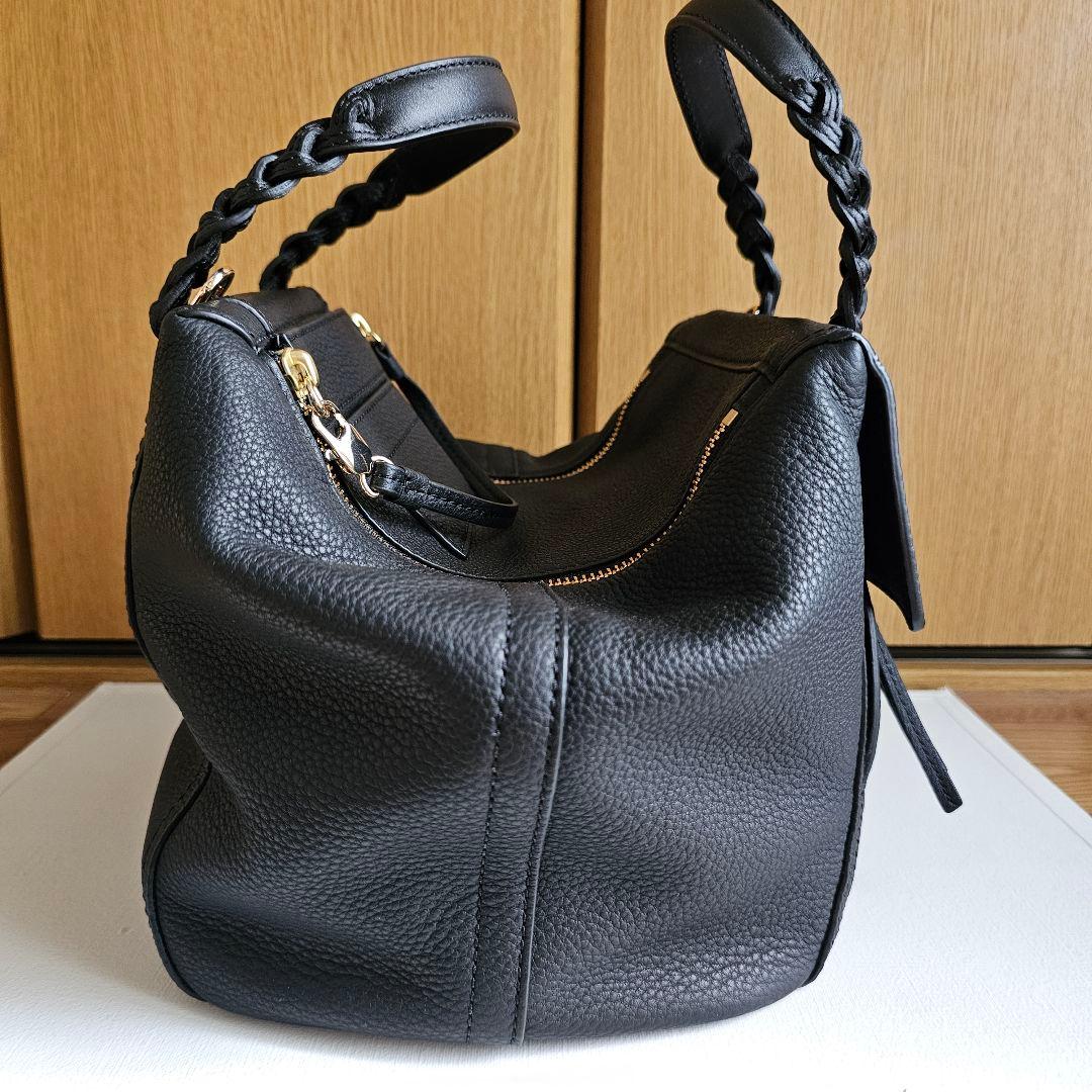 １度のみ使用★Tory Burch トリーバーチ　ミニ　ハーフムーン　黒