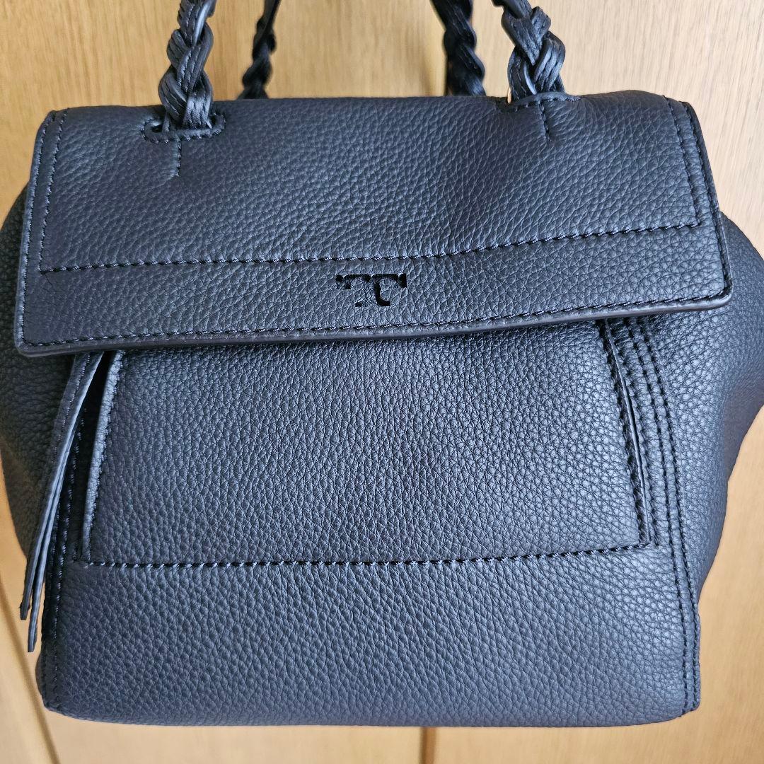 １度のみ使用★Tory Burch トリーバーチ　ミニ　ハーフムーン　黒